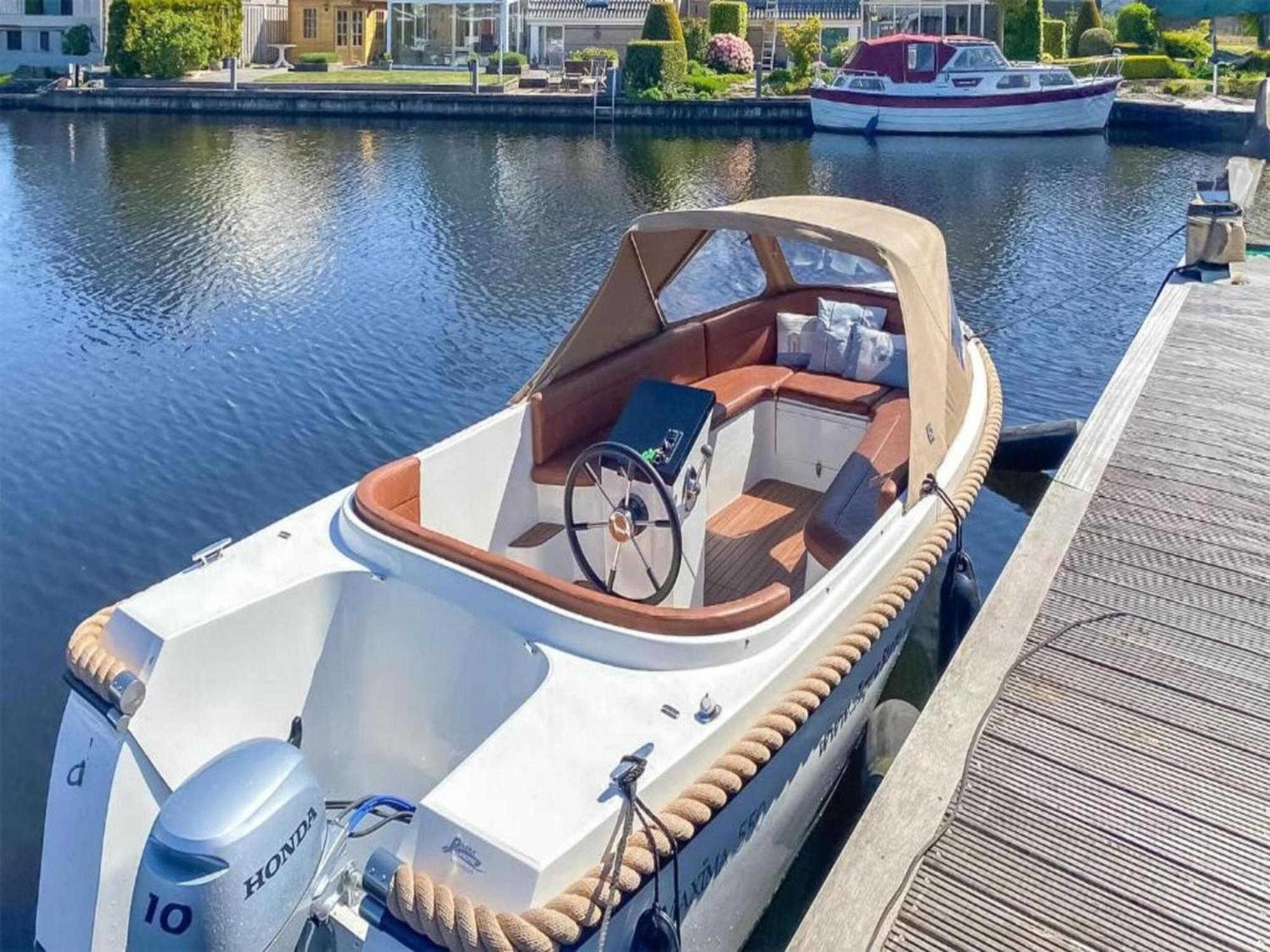 Luxury Docklodge On The Water Delfstrahuizen Exterior photo